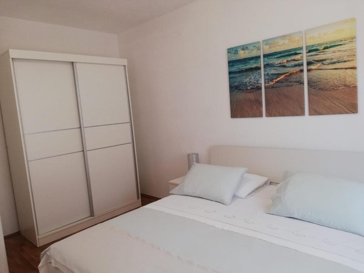 Apartments Podbarje Бол Экстерьер фото